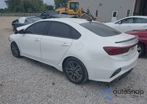 2024 Kia Forte Gt-Line из США, поврежденный, VIN 3KPF54AD8RE728870